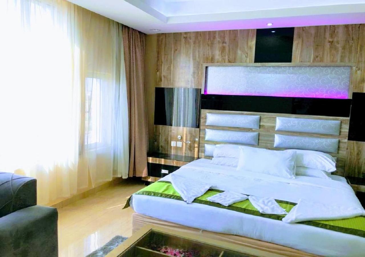 Al- Reef Hotel Djedda Buitenkant foto