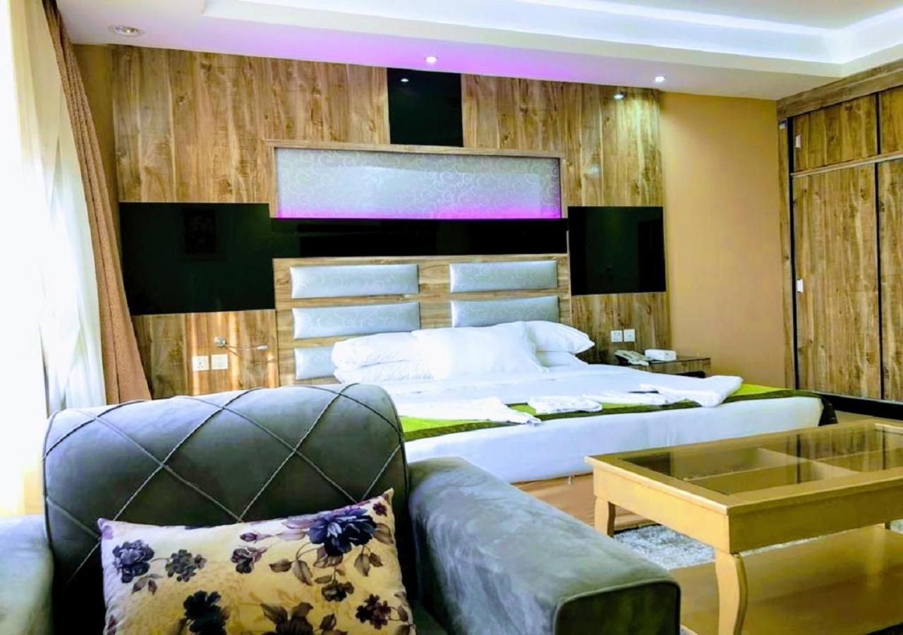 Al- Reef Hotel Djedda Buitenkant foto