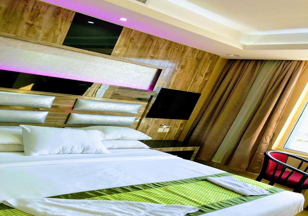 Al- Reef Hotel Djedda Buitenkant foto