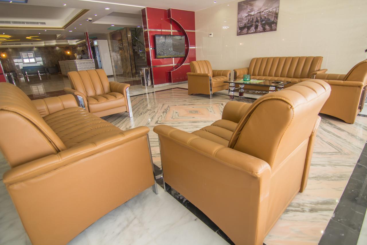 Al- Reef Hotel Djedda Buitenkant foto